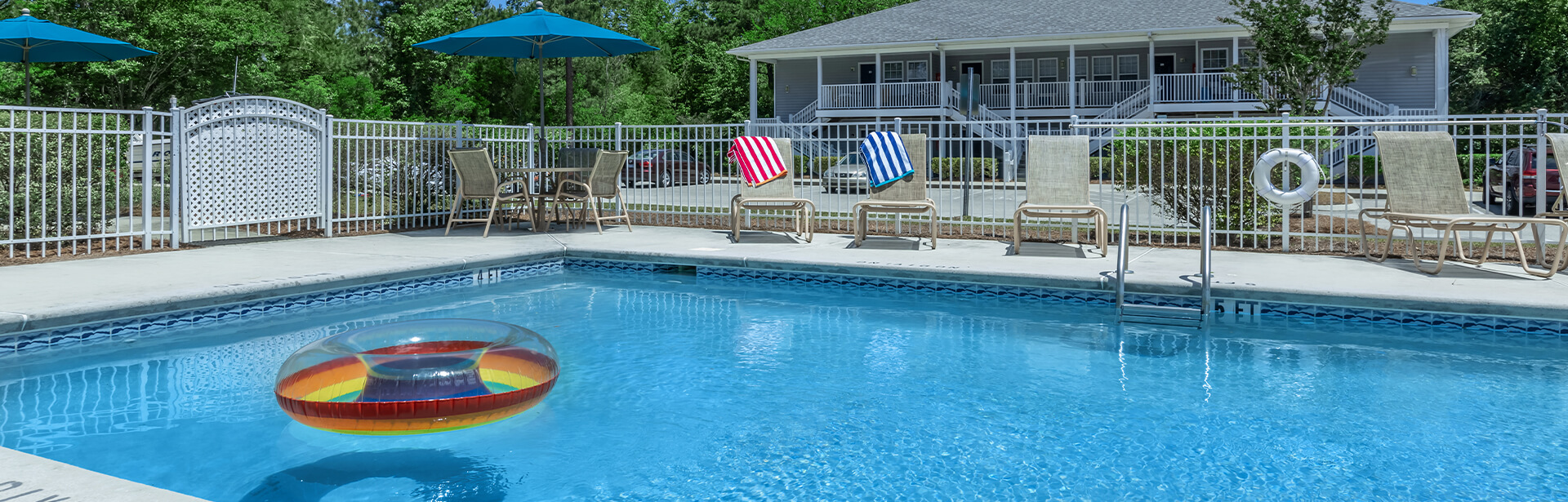 Hampstead Place Apartments in Hampstead, NC